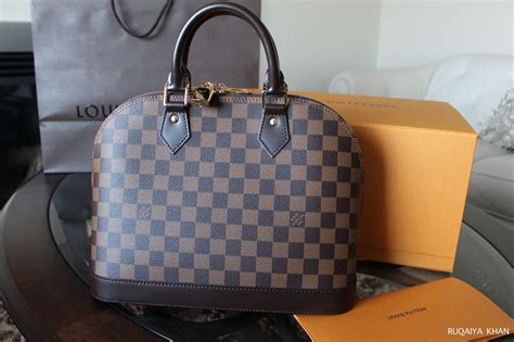 louis vuitton alma mm vs pm|Louis Vuitton Alma pm reviews.